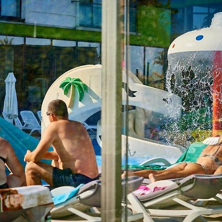Blue Lagoon Alezzi Beach Năvodari Exterior foto